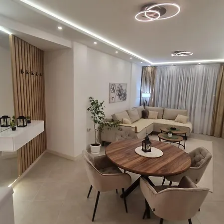 Luxury - Center * Paraćin