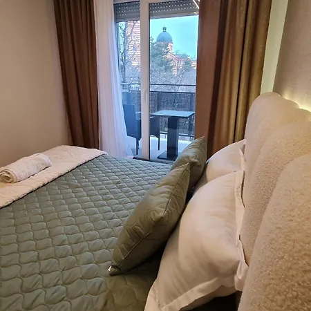 Luxury - Center Apartment Paraćin