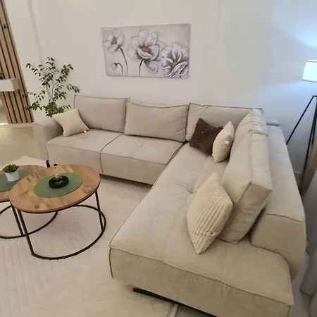 Luxury - Center Paraćin